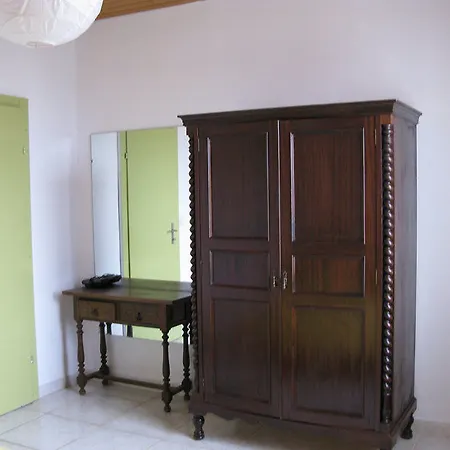 109f - One Bedroom Hotel